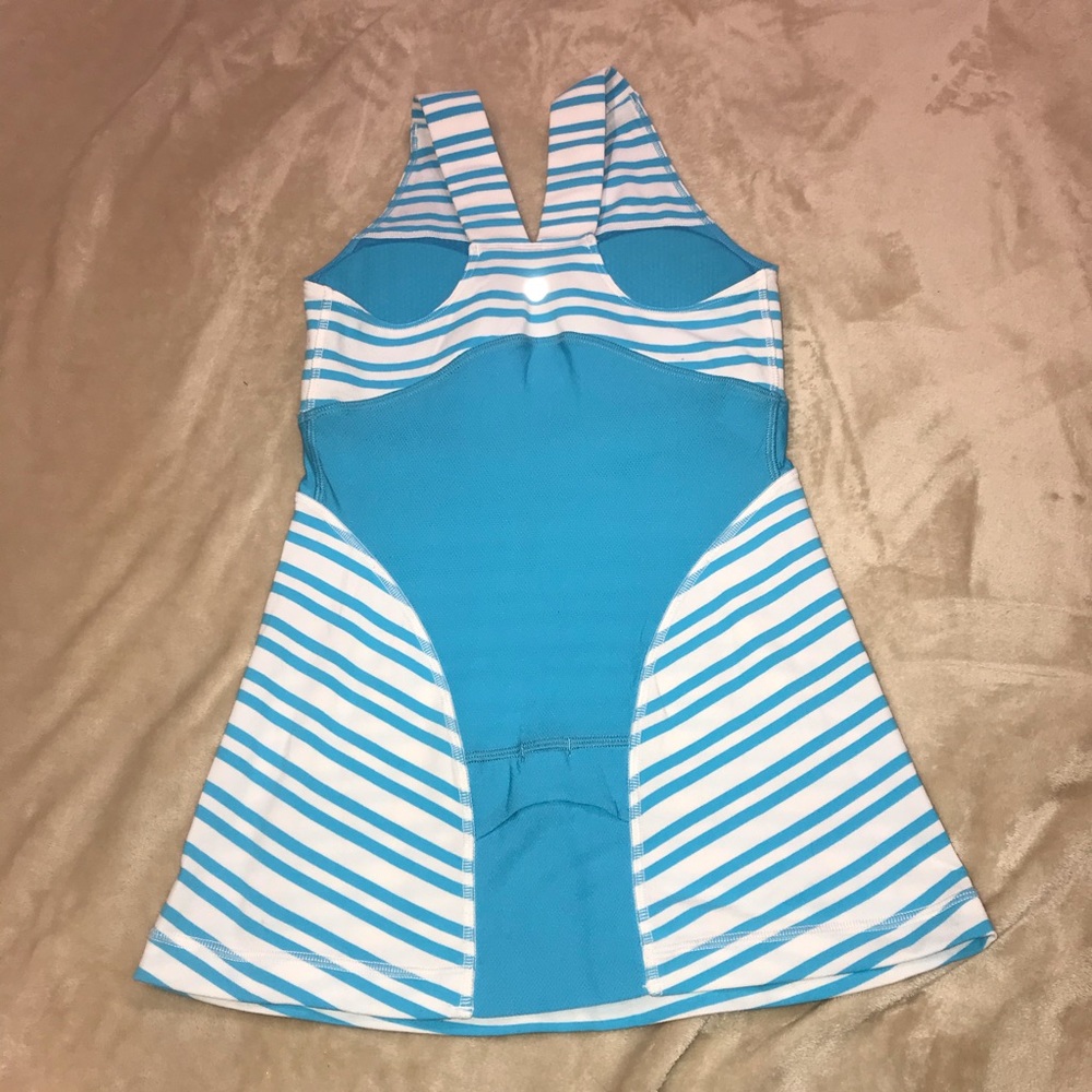 Lululemon Deep V Athletic Tank Size 4 - Picture 8 of 9